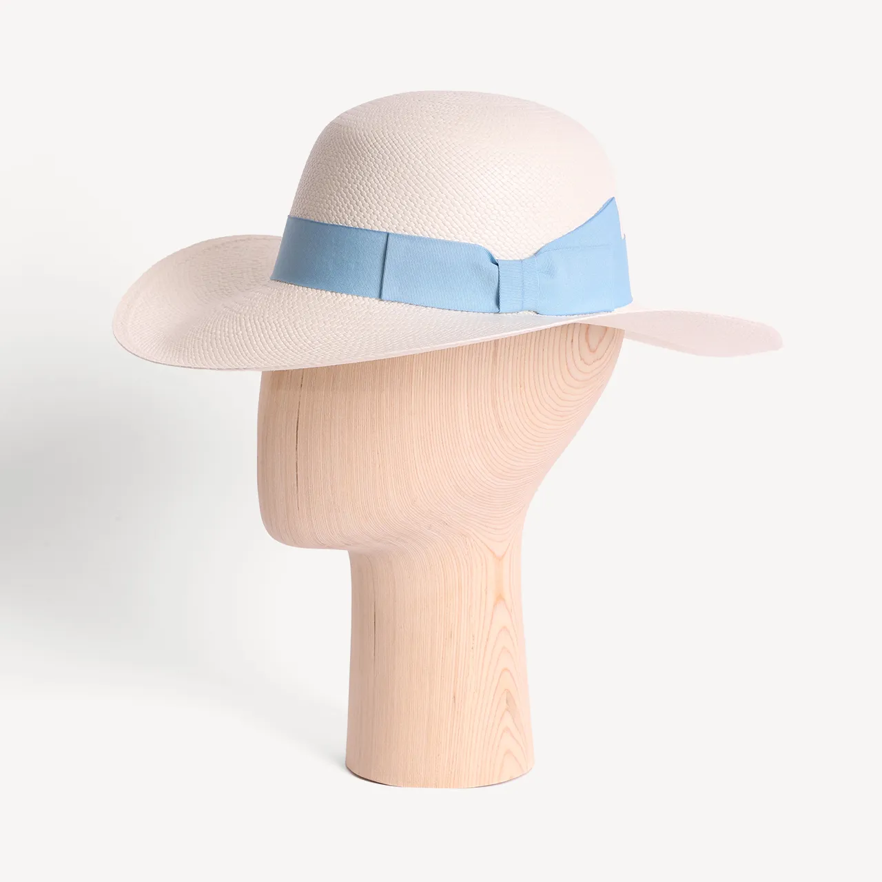 Brisa Panama Toquilla Straw - White with Light Blue Band